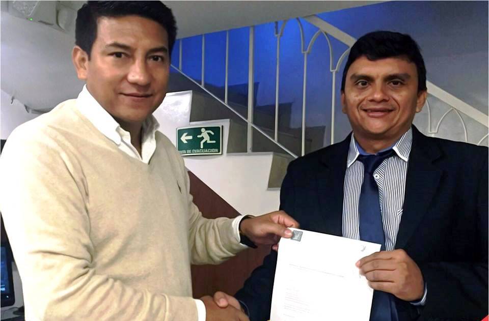 Alcalde de Trinidad logra firmar convenio con Electrovichada que garantiza un mejor servicio de energía en Bocas del Pauto