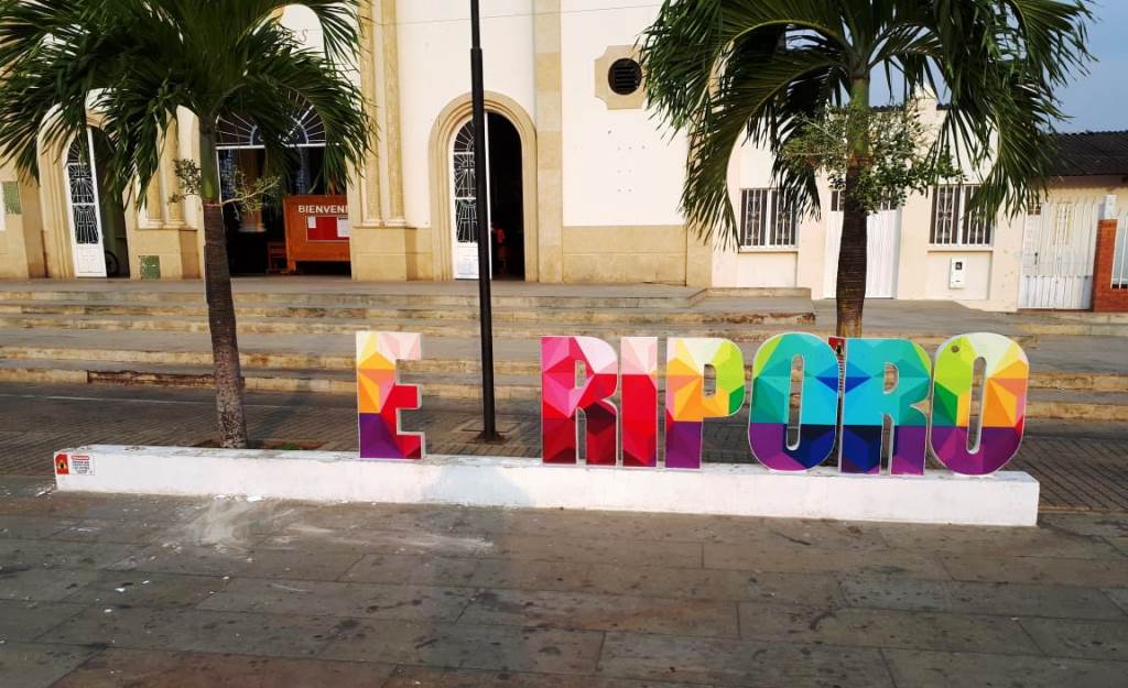 La Administración municipal de Paz de Ariporo rechaza destrucción de aviso del Parque Principal