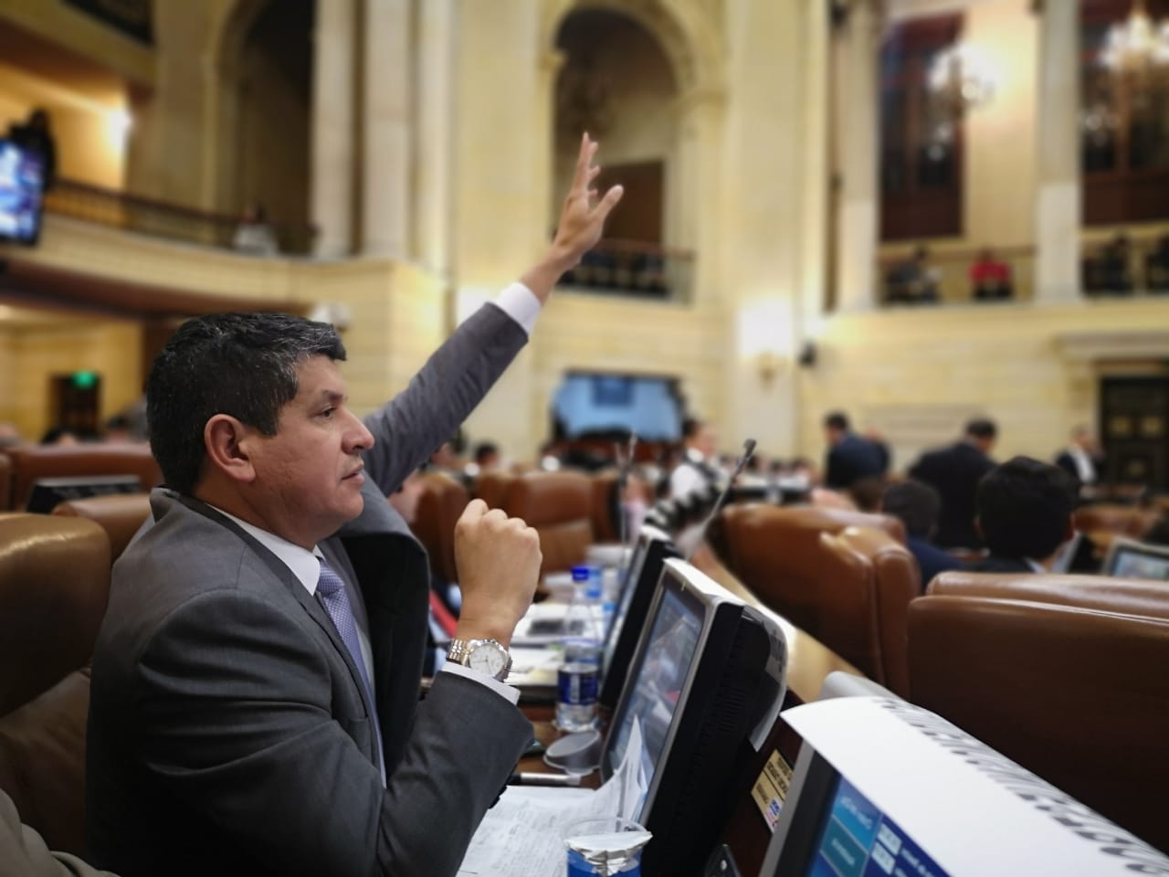 Cristancho pide respaldo a las medidas del gobierno nacional ante rearme de ex comandantes de las Farc