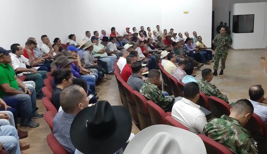 Comandante de la Décima Sexta Brigada se reunió con gremios de Casanare