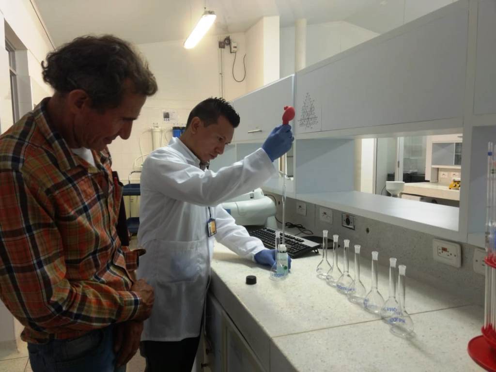 Laboratorio de suelos y foliares en Yopal ayudará a mitigar pérdidas de agricultores