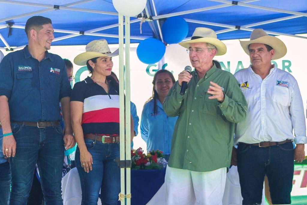 En una maratónica avanzada Salomón Sanabria y su grupo de aliados estratégicos, visitaron cuatro municipios de Casanare en un solo día