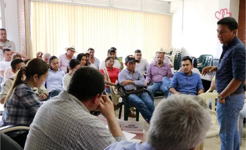 Alcalde de Trinidad se reunió con operadora petrolera y comunidad en búsqueda de acuerdos para la mano de obra local