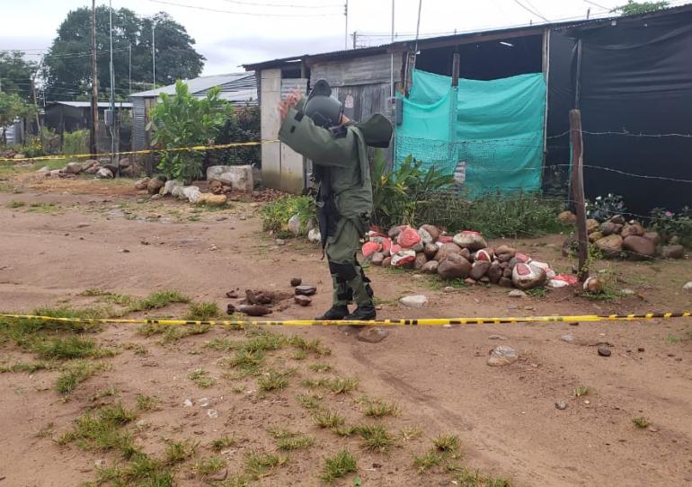 Ejército Nacional destruye controladamente artefacto explosivo en zona urbana del municipio de Tame - Arauca