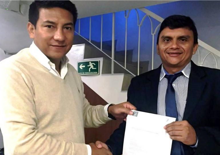 Alcalde de Trinidad logra firmar convenio con Electrovichada que garantiza un mejor servicio de energía en Bocas del Pauto