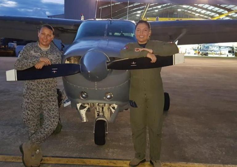 Las hermanas Ávila: Una Familia Aérea