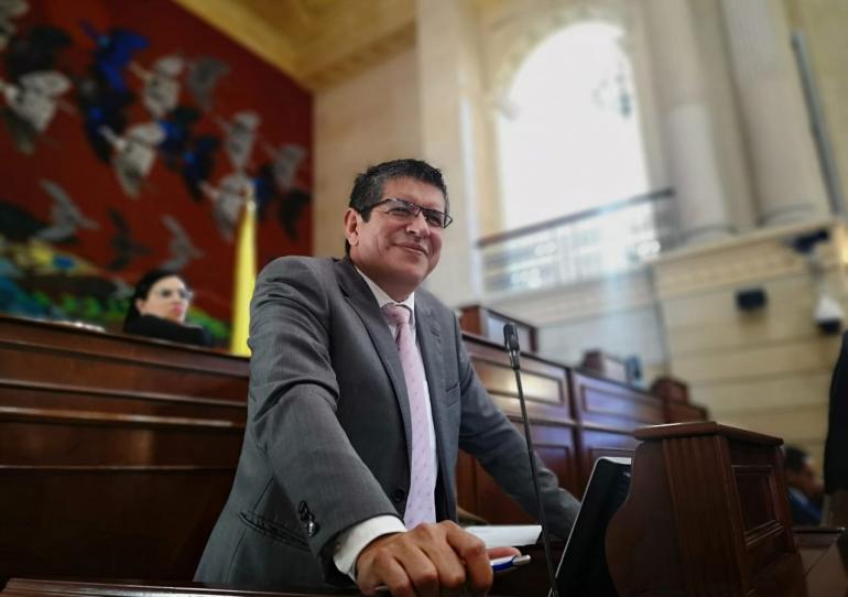 Gracias al trabajo del Representante Jairo Cristancho se logró que el año entrante Minsalud asuma medicamentos de alto costo
