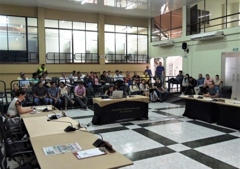 En mesa de trabajo realizada en la Asamblea Departamental, se propuso alternativa de solución a deudores del Fesca