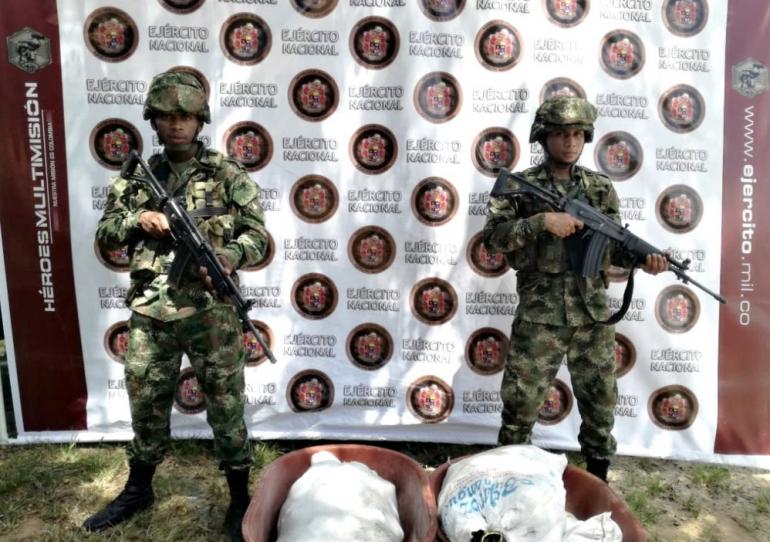 Ejército Nacional incauta 160 kilos de pollo que eran transportados en condiciones no reglamentarias 