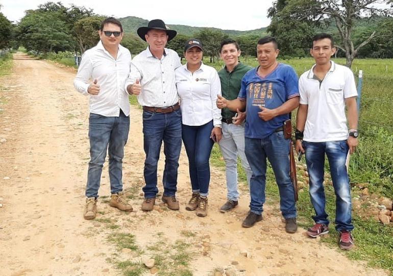 Alcalde de Paz de Ariporo gestiona mantenimiento y mejoramiento para la vía de a la vereda La Mesa