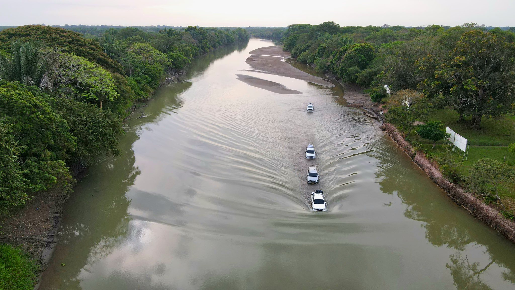 background-player-video