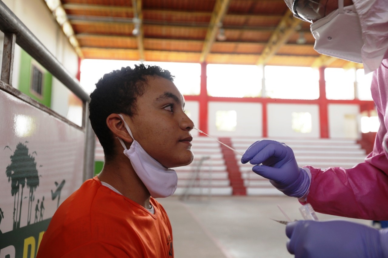 100 muestras para diagnóstico de COVID-19, realizó la Secretaría Departamental de Salud a estudiantes provenientes de distintas zonas del país