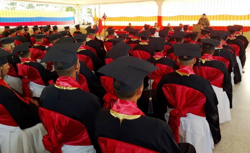 84 Soldados del Ejército Nacional se graduaron como bachilleres             
