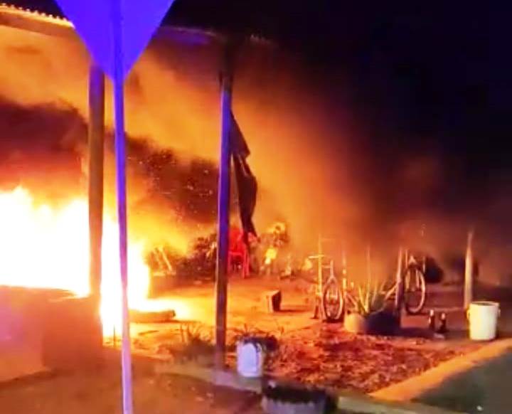 En un hecho de intolerancia fueron incineradas 5 motos en Paz de Ariporo