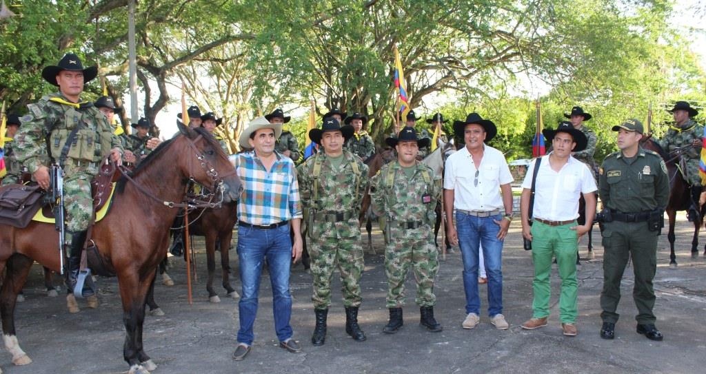 42 caballos aperados recibió el ejército por parte de la alcaldía del municipio de Pore