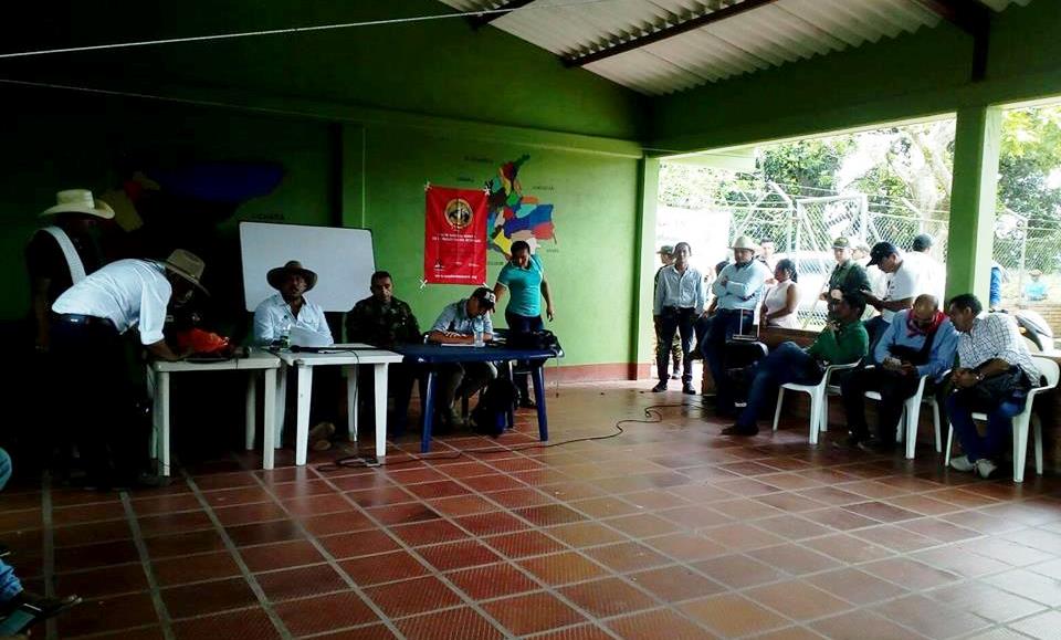 Luego de tensa situación se logró un pacto para detener manifestaciones contra petrolera en San Luis de Palenque