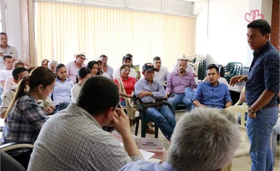 Alcalde de Trinidad se reunió con operadora petrolera y comunidad en búsqueda de acuerdos para la mano de obra local