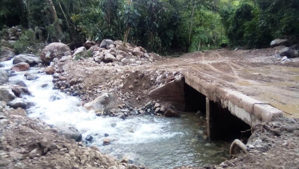 Después de cuatro días de trabajo fue habilitada vía alterna al municipio de Sácama