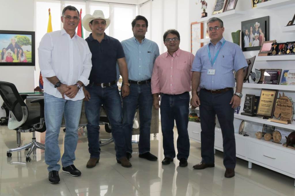 Importante reunión sostuvo el gobernador Alirio Barrera con directores del INVIMA y del SENA