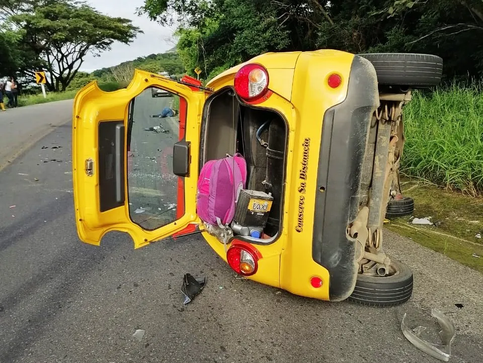Una mujer murió en accidente de tránsito en la vía Marginal de la Selva