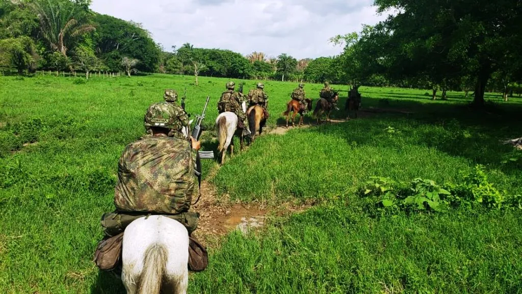 Con pelotones a caballo y patrullas motorizadas Ejército ha fortalecido operativos en Casanare