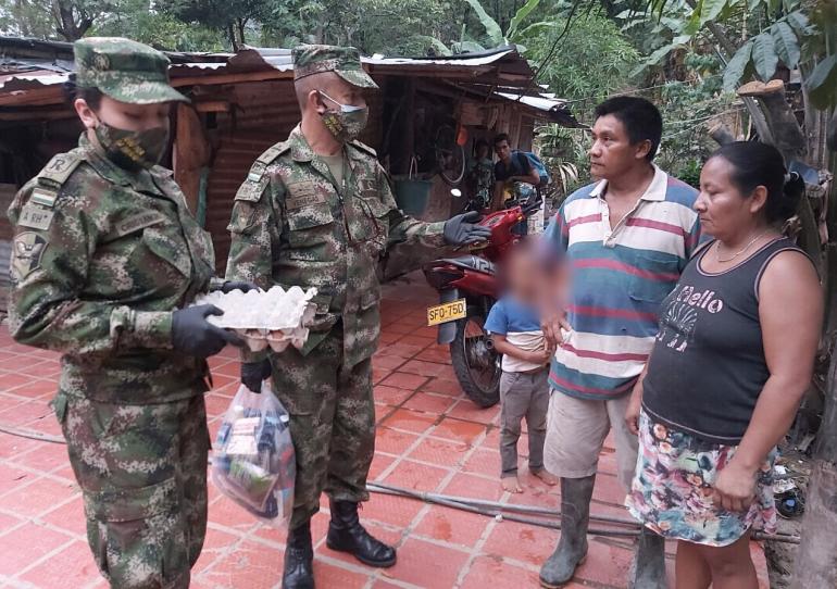 Ejército Nacional llegó con mercados a hogares casanareños                             
