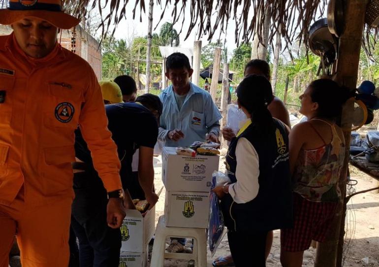 Gobernación ayuda a familia damnificada por incendio de su vivienda en Paz de Ariporo