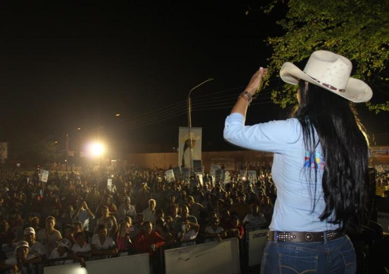 Álvaro Uribe reafirmó apoyo a candidata Casanareña al senado