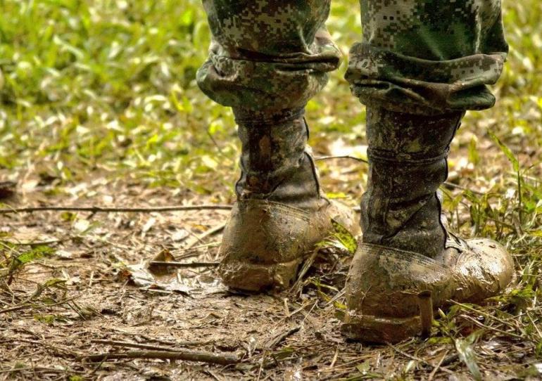 Dos soldados desertaron de Tauramena y se habrían llevado seis fusiles y una ametralladora 